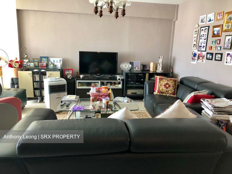 Blk 698B Hougang Street 61 (Hougang), HDB 5 Rooms #174600992